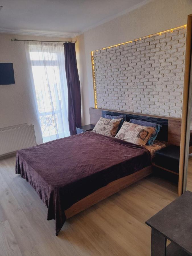 Apartmán Залізнична 49 "Хочу Цю!" Ivano-Frankivsk Exteriér fotografie